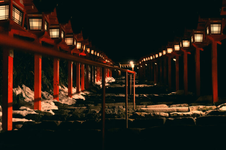 Kifune-Shrine-Kyoto-at-night