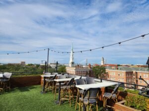 Home 18 Unique Restaurants In Savannah: Culinary Gems to Explore