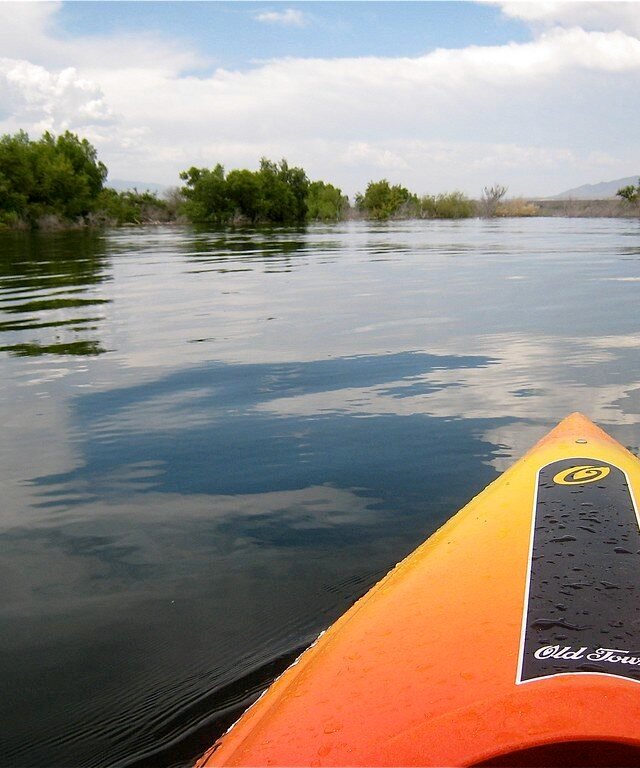 Kayaking on Lake Roosevelt
